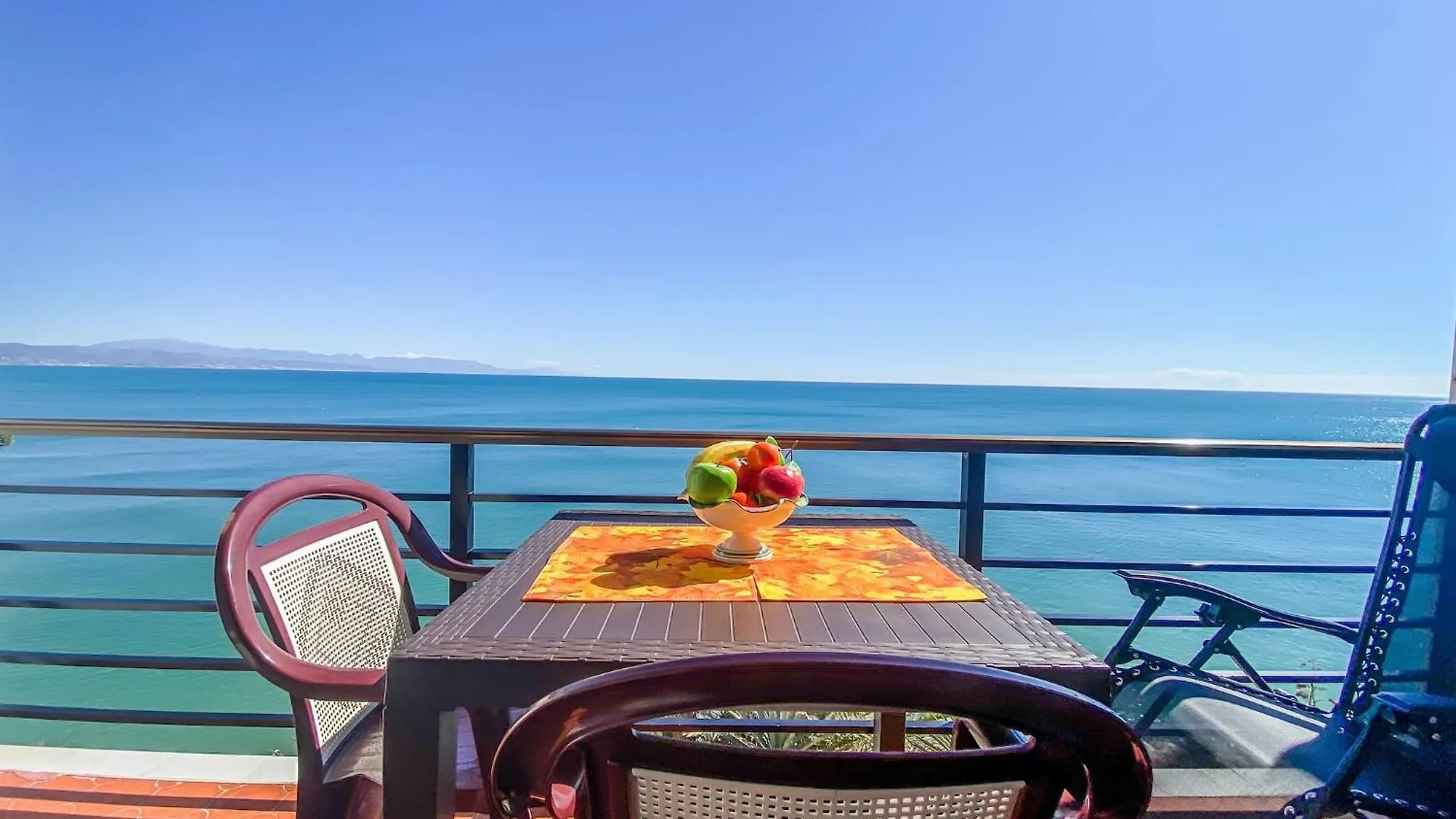 Seafront Apartment With Ocean Views Torremolinos 0*,